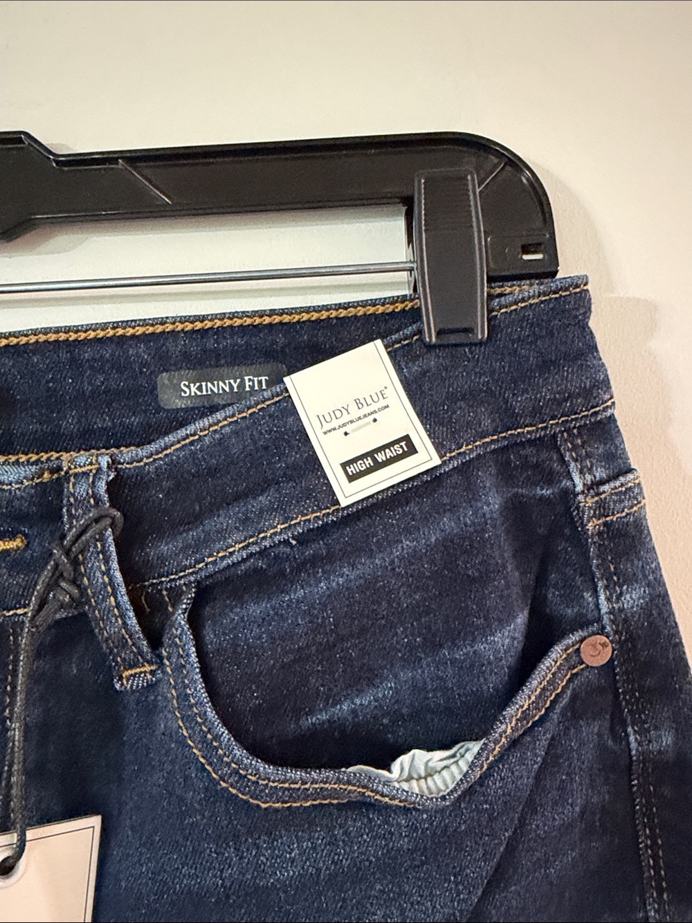 Judy Blue Deep Indigo Skinny Jeans - Picture 3 of 8